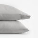 thumbnail image 3 of Juego de 2 Fundas de Almohada Súper Suaves Gris Claro para Ropa de Cama Tamaño King de Comfort Canopy, 3 of 12