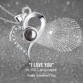 thumbnail image 1 of Collar de proyección en forma de corazón con incrustaciones de cobre y circonita para mujer, cadena de clavícula con 100 idiomas "Te amo", 1 of 5