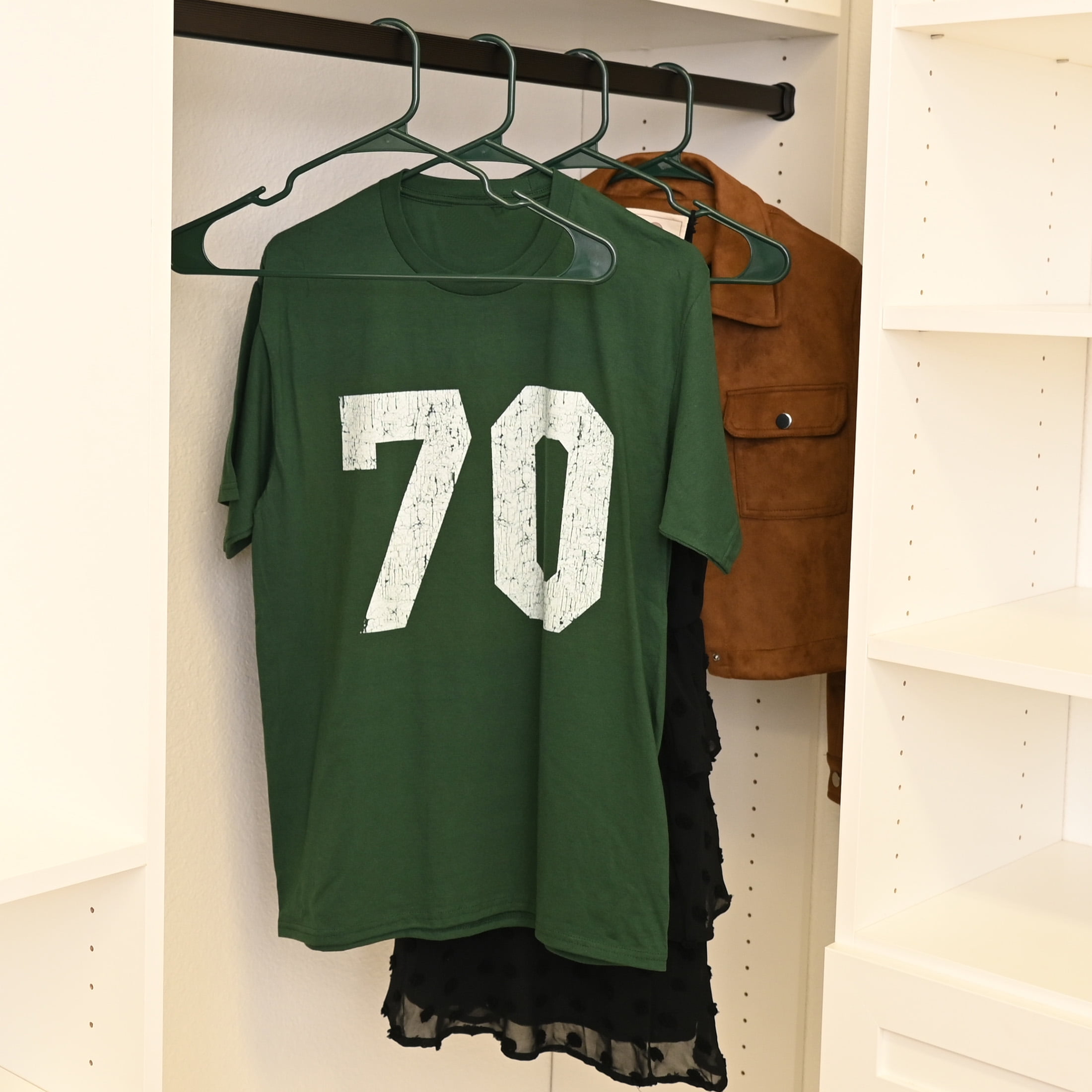 Mainstays Plastic Notched Adult Hangers for Any Clothing Type, Green Blast 100 Count