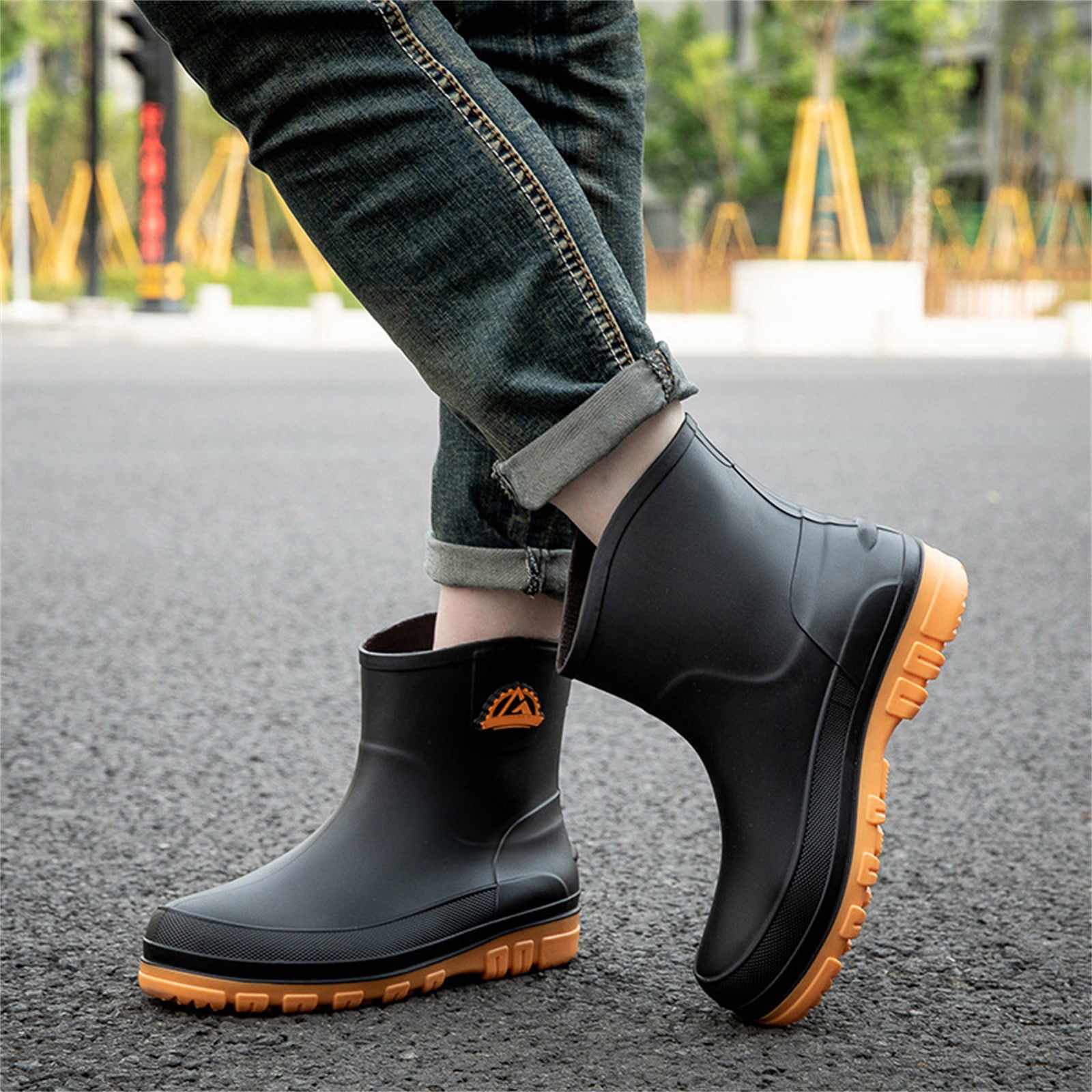 Men Waterproof Garden Slip-On Short Boots Rain Boots Breathable Lightweight Mid Calf Deck Fishing Outdoor Slip Resistant Shoes for Outdoor Activities