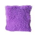 thumbnail image 1 of Coussin en fausse fourrure frisée, 1 of 5