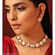 THE DIVINE FASHION Indian Jewelry Choker Kundan Crystal Faux Pearl Necklace Earrings Bollywood Wedding Bridal Set for Women