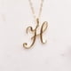 thumbnail image 1 of Collar cursivo pequeño con 26 letras del alfabeto AZ, etiqueta con logotipo, símbolo, cadena de Colgante para Nombre en inglés, Gargantilla para clavícula, 1 of 5