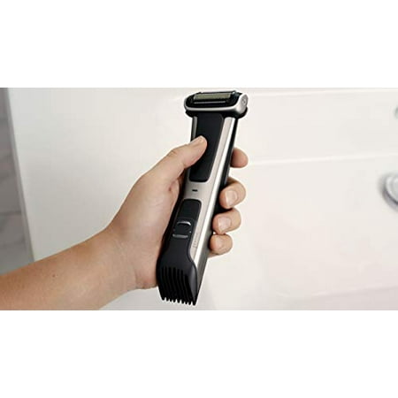 Philips Norelco Bodygroom Series 7000 Showerproof Body & Manscaping Trimmer & Shaver with case