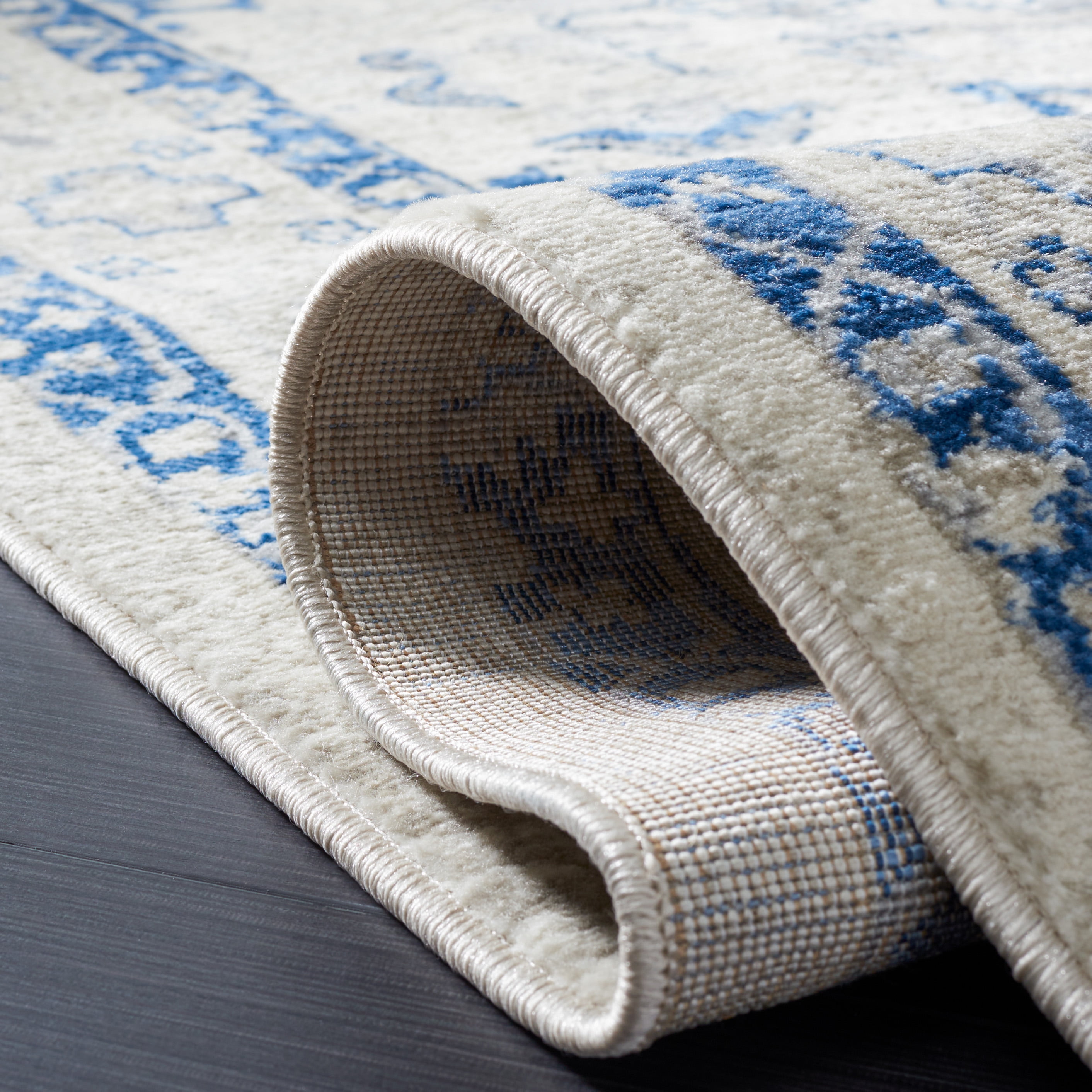 SAFAVIEH Brentwood Ezra Oriental Area Rug, Beige/Blue, 8' x 10'