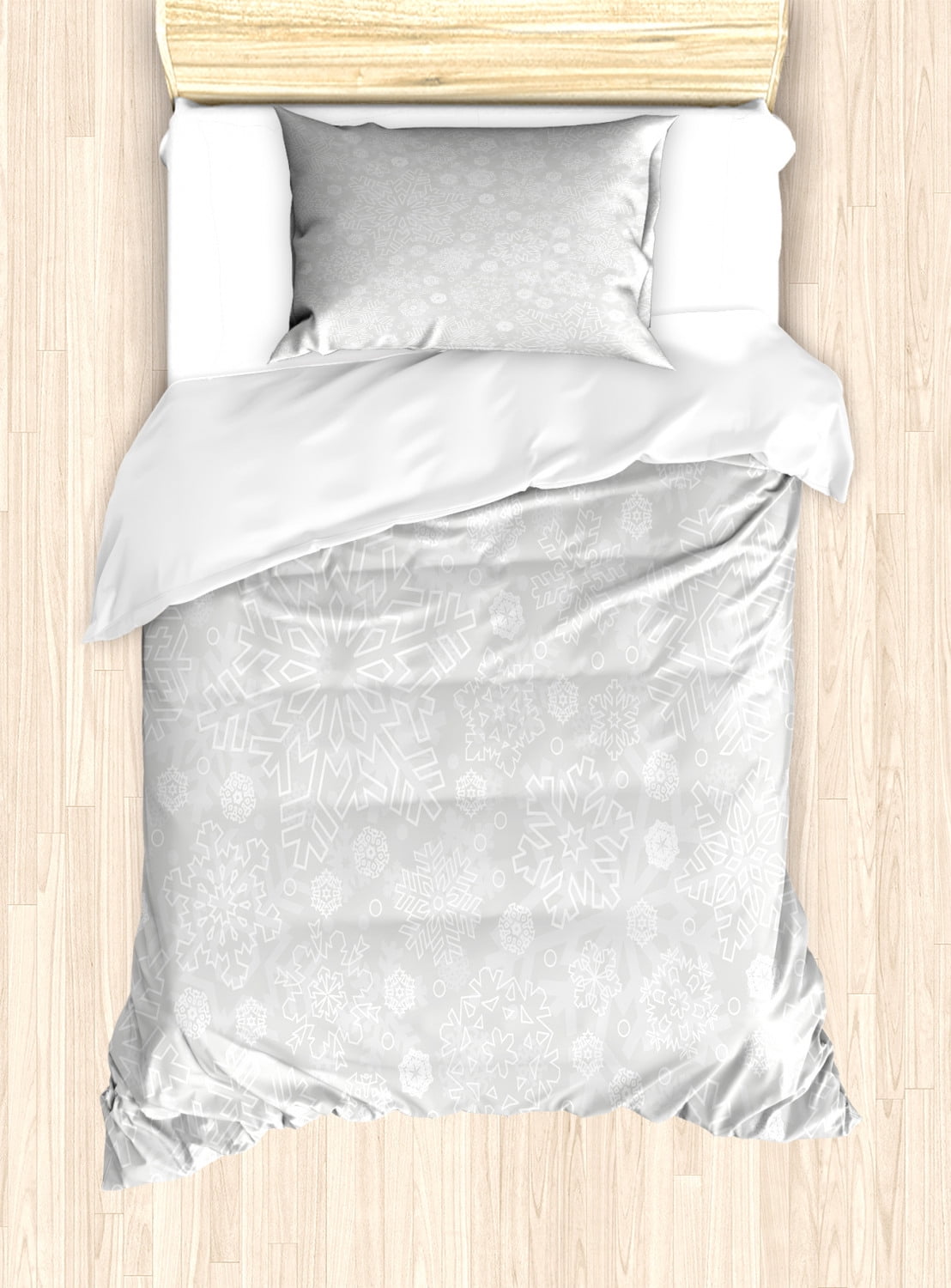 Winter Duvet Cover Set, Seasonal Pattern with Festive Ornate Flakes