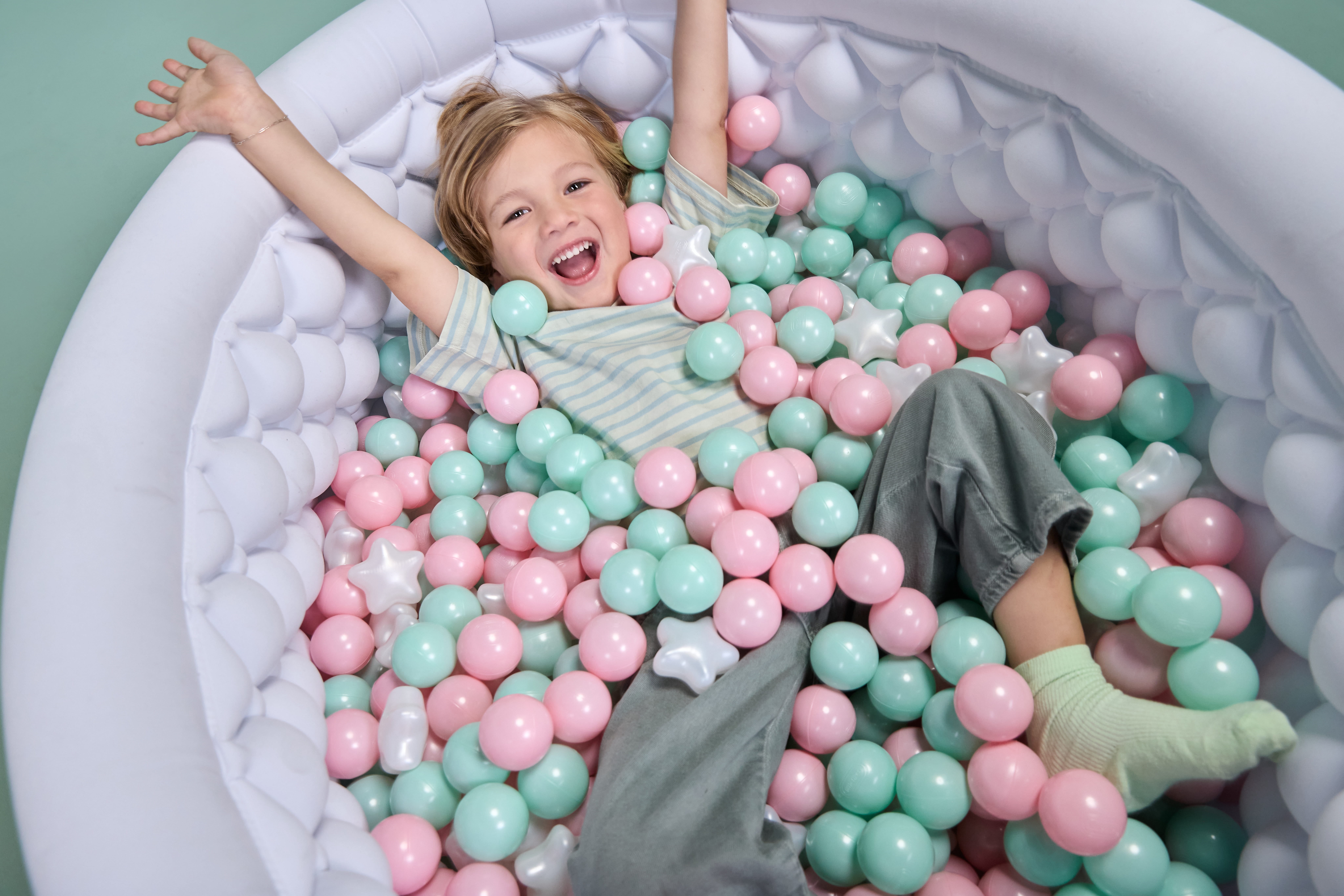 Little Tikes Sweet Spaces Inflatable Ball Pit with 250 Balls, Sensory Play, Ages 12+ Months