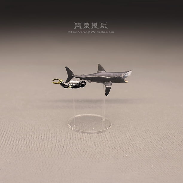 Miniatures Ocean Diving Diver White Shark Action Figures Model Underwater Sea Turtle Fish Aquarium Decoration Accessories ToysI He Qiyong unisex