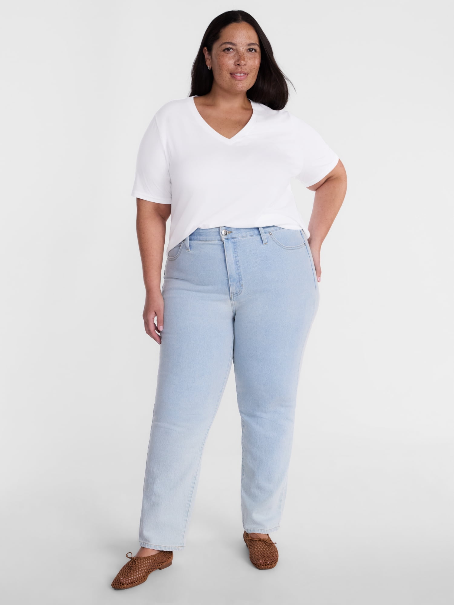 Terra & Sky Women's Plus Size V Neck Tee with Short Sleeves, Size 0X-5X
