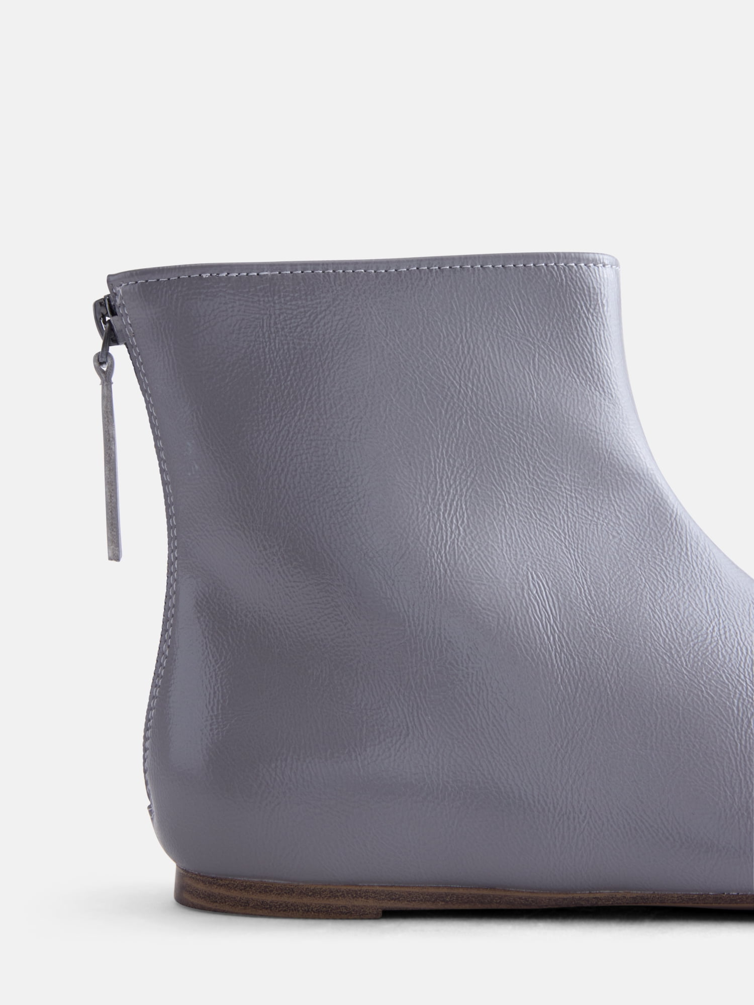 Scoop Women's Flat Ankle Booties