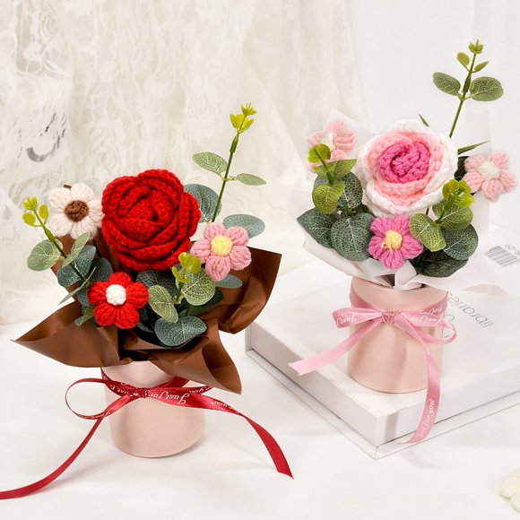 Knitted Flower Bouquet Crochet Rose Flowers Hugging Bucket Teacher’ Day Gifts Living Room Desk Decoration Mother's Day Gift