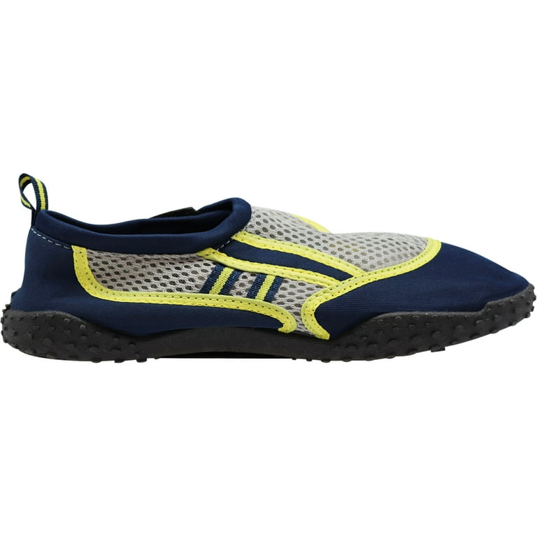 Mens water shoes size 9 clearance