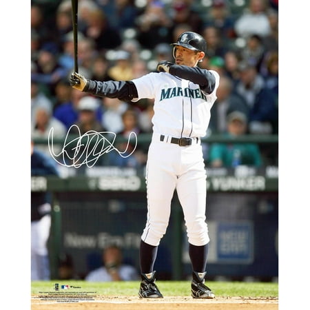 Suzuki Signed Baseball - Ichiro Suzuki Seattle Mariners Autographed 16