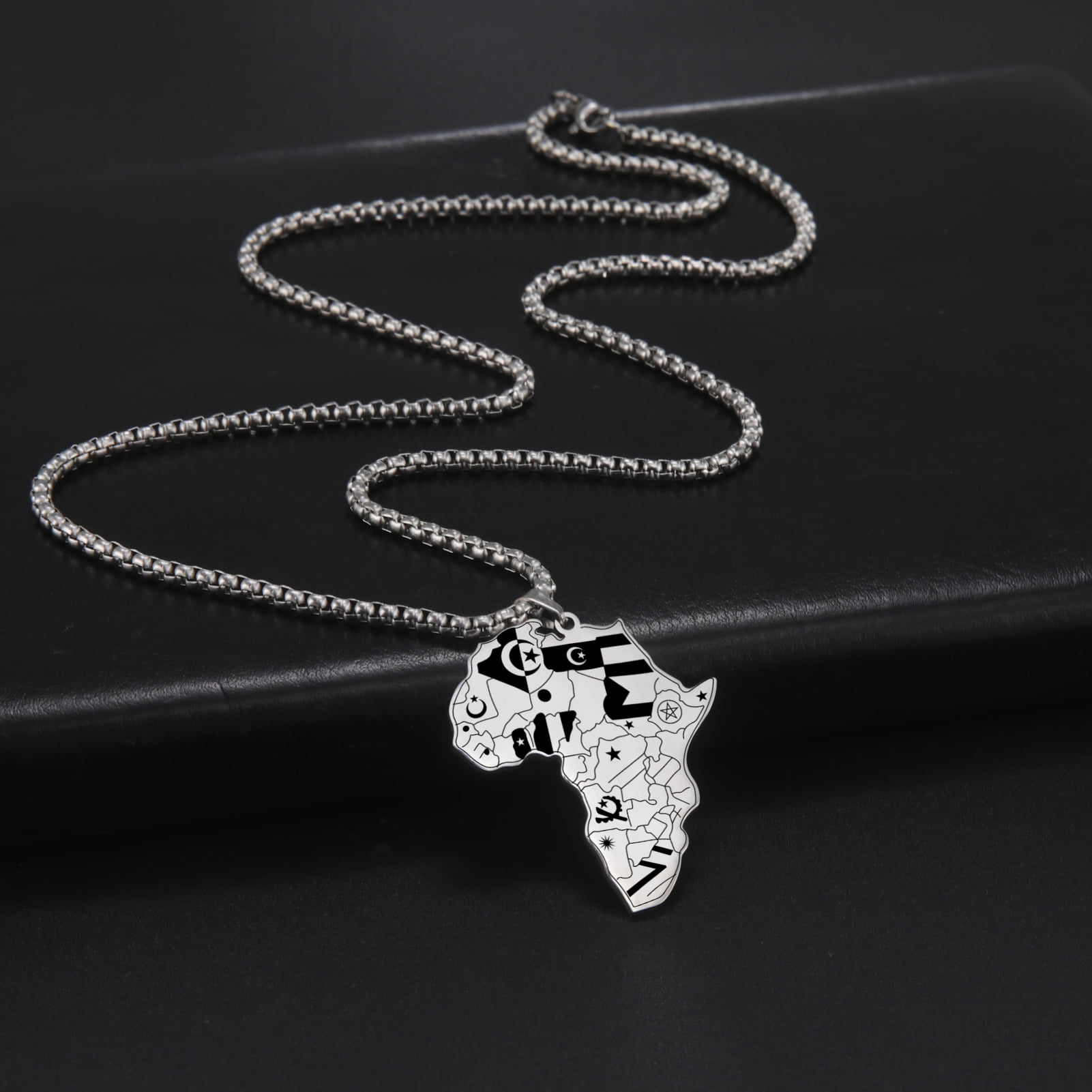 African Continent Map Pendant Necklace – Mudvii
