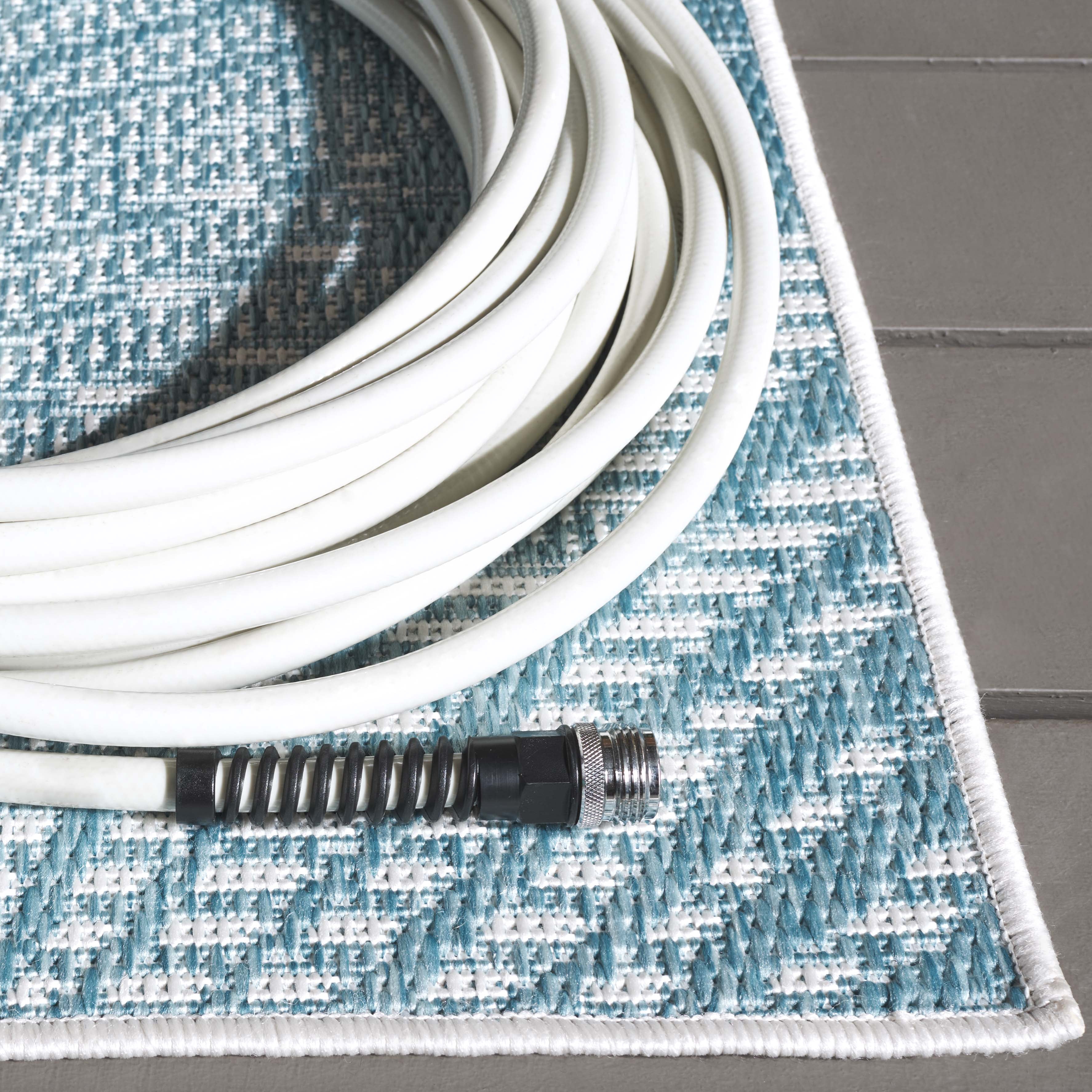 SAFAVIEH Beach House Declan Botanical Indoor/Outdoor Area Rug, Aqua/Ivory, 5'3" x 7'6"
