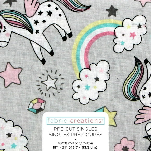 Tissu pré-coupé Fat Quarter de Fabric Creations gris avec des licornes arc-en-ciel pastel - 18" x 21" / 45cm x 53cm