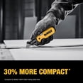 thumbnail image 4 of Navaja multiusos DEWALT Atomic Compact Series Push-and-Flip, 4 of 8