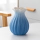 thumbnail image 5 of Azul Oscuro Gradient Mate de Cerámica de Loto en Forma de Florero, Florero Hidropónico para Decoración de Salas de Estar, 5 of 6