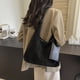 thumbnail image 5 of Crescent Bag Hobo Bolso Hombro Mujer Gamuza Con Bolsillo Interior Cierre Magnético Compras Para Ir Al, 5 of 9