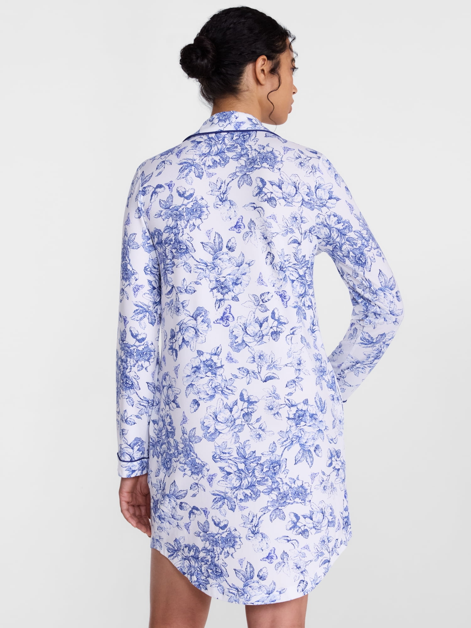 Joyspun Women's Dreamy Soft Collection Notch Collar Sleepshirt with Long Sleeves, Sizes XS-3X