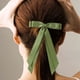 thumbnail image 4 of Pinza para el pelo con lazo de satén de doble capa y diseño de pico de pato para mujer., 4 of 6