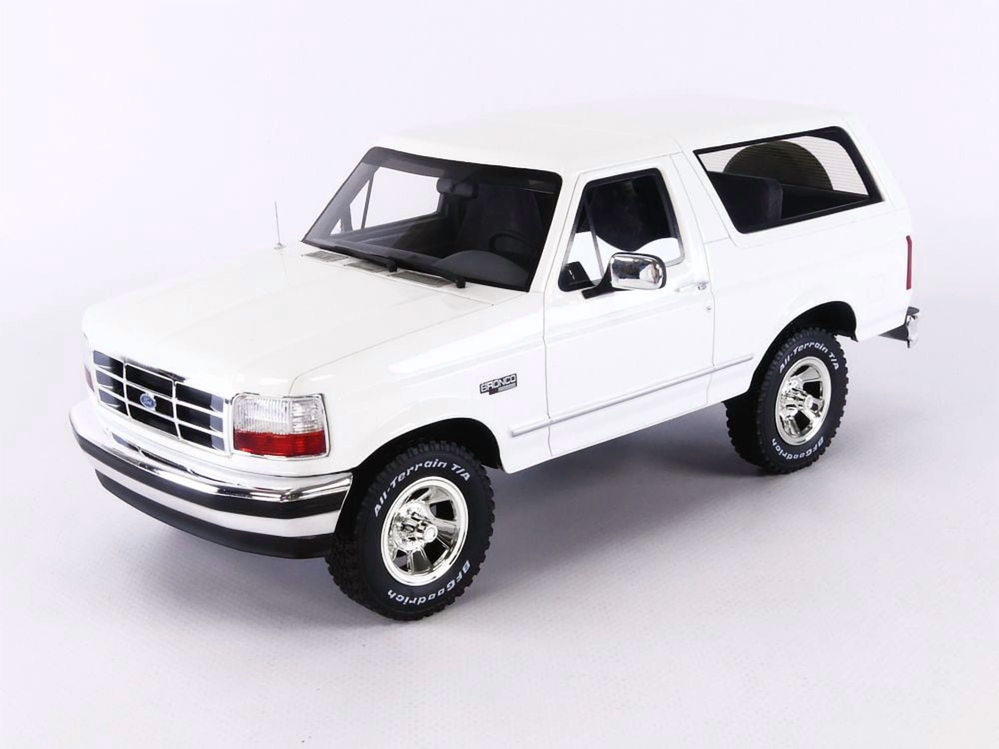 Voiture Miniature AMC Pacer 1977 Rouge - Échelle 1:18 LS Collectibles - Neuf
