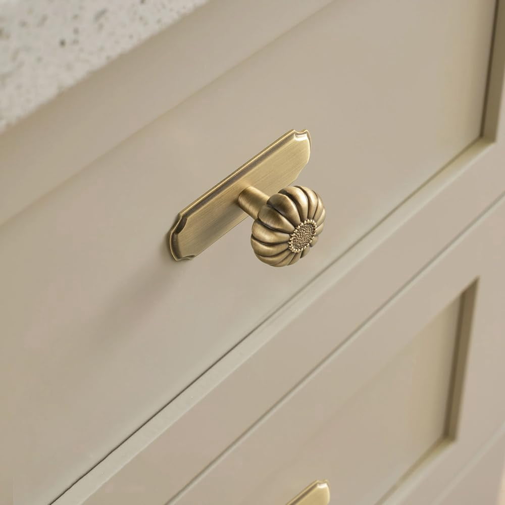 Set of 6 - Elegant Vintage Bloom Antique Brass Cabinet Knobs with Backplate, Drawer Pulls for Kitchen, Dresser Cabinet Hardware for Bedroom, 1-1/4 Inches Diameter Handles