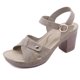 thumbnail image 1 of Sandalias de mujer de talla grande cómodas con tacón grueso y hebilla de metal estilo europeo y americano de verano, 1 of 5