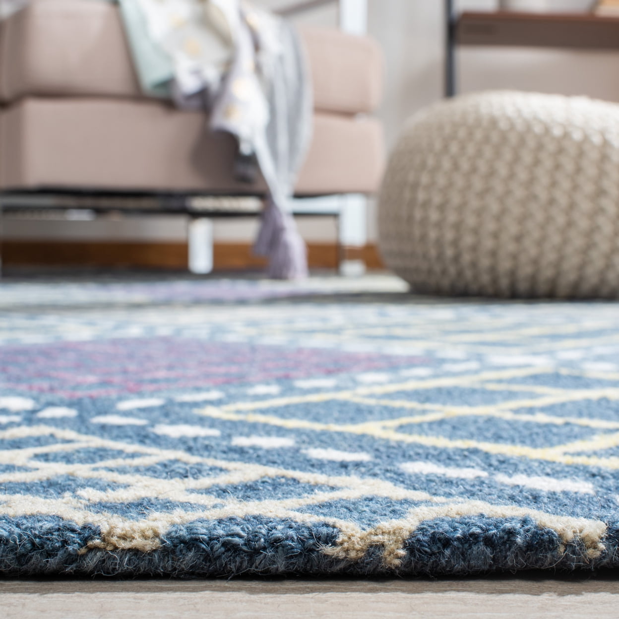 SAFAVIEH Metro Kaylee Geometric Area Rug, Blue/Yellow, 8' x 10'