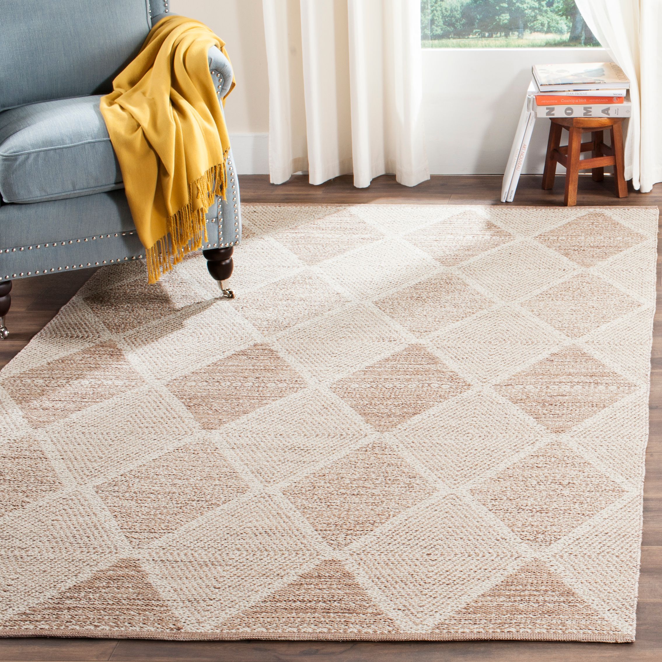 SAFAVIEH Montauk Caleb Geometric Diamond Cotton Area Rug, Beige, 6' x 9