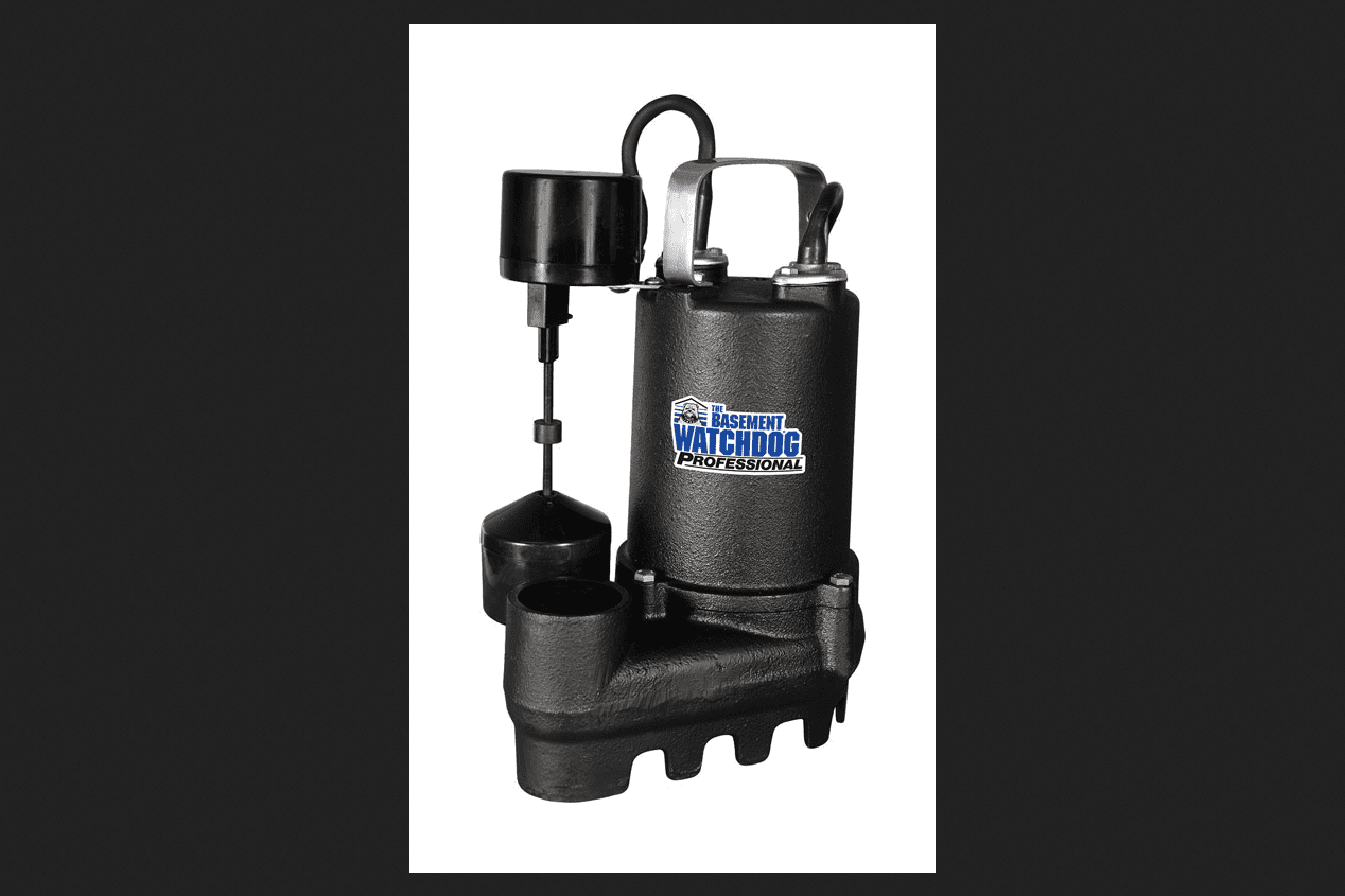 Basement Watchdog 1 2 Hp 4300 Gph Cast Iron Submersible Sump Pump