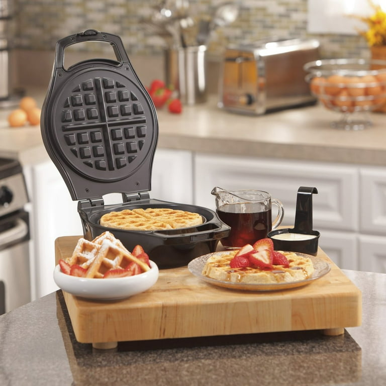 Hamilton Beach® Mess Free Belgian Style Waffle Maker Box