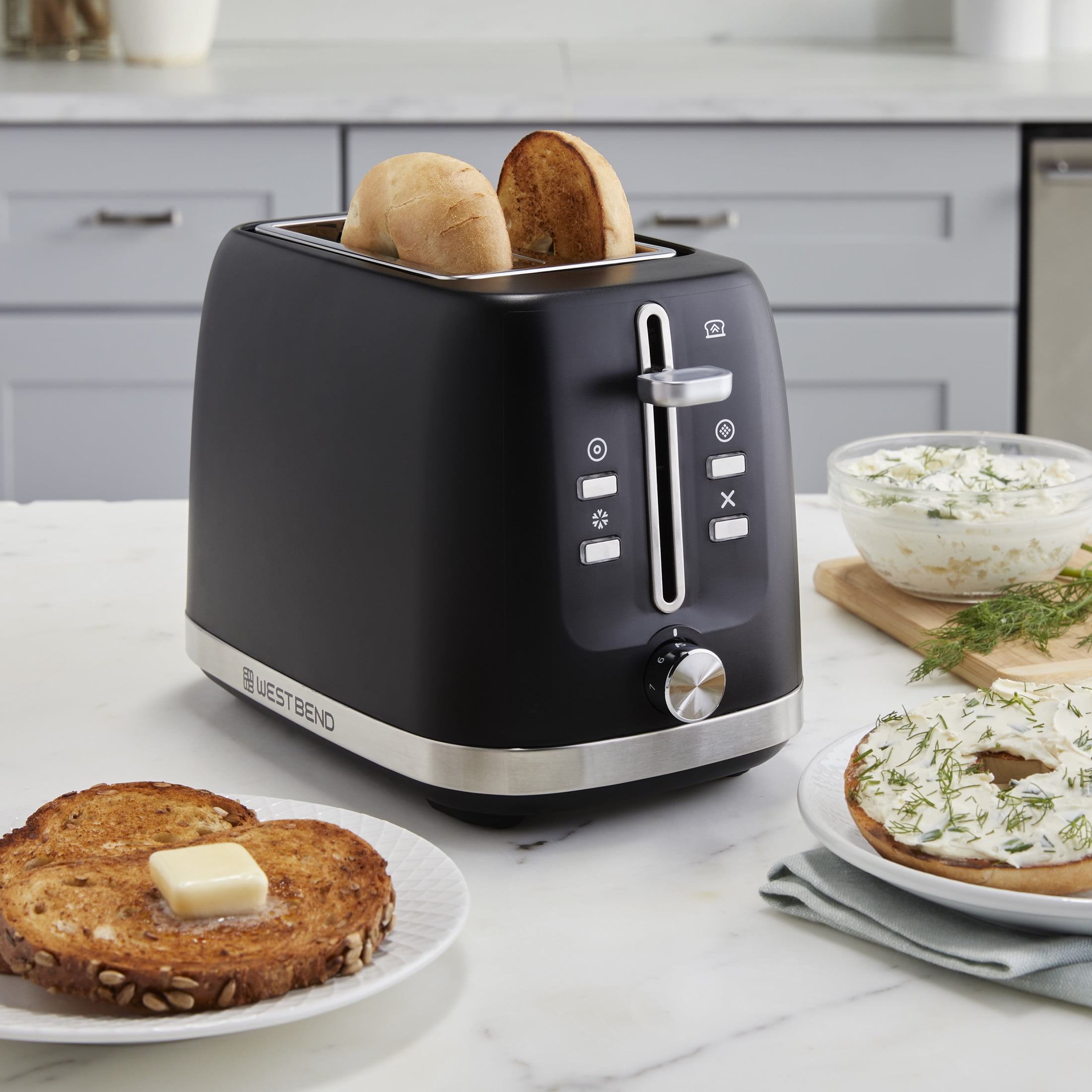 West Bend 2-Slice Toaster, in Black (TTWB2SBK13)