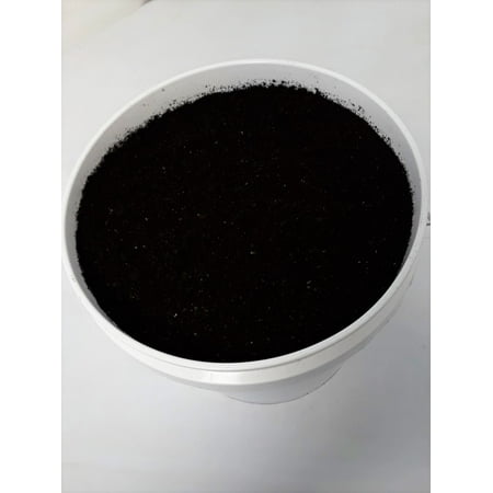 - Super Compost 12 Lb. Bucket. Concentrated. Makes 60 Lbs. of Premium Compost Blend. A Specially Formulated blend of Worm Castings, Composted Beef Cow Manure & Alfalfa. 2-2-2 NPK + Calcium & Iron.