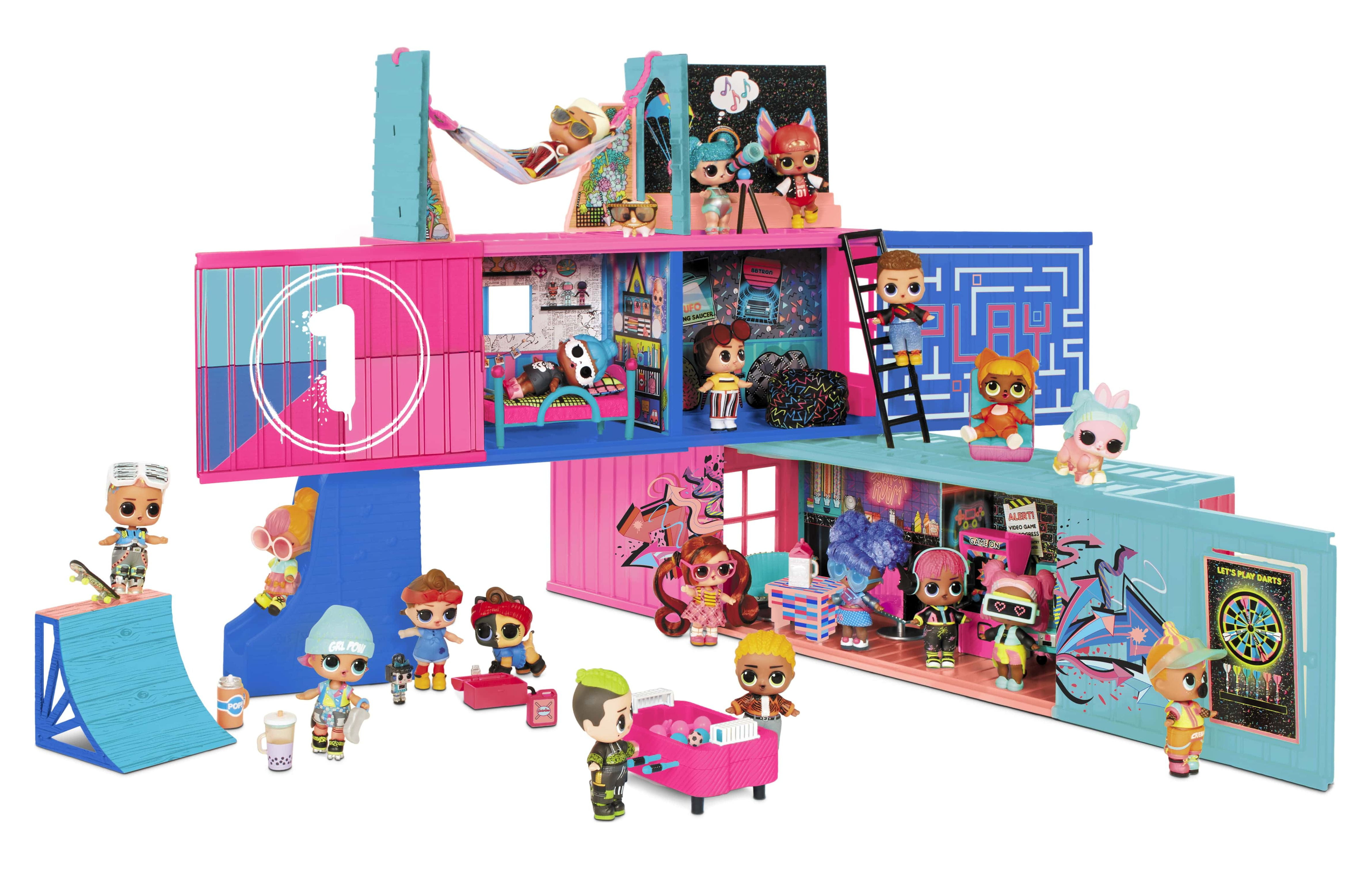  Imagination Gaming LOL Surprise Peek-A-Boo Runway Game, Secret  Doll Reveals on Adorable Pink Runway, Includes Bonus Ruckus Game & Digital  Party Game, Ages 5+ : Toys & Games