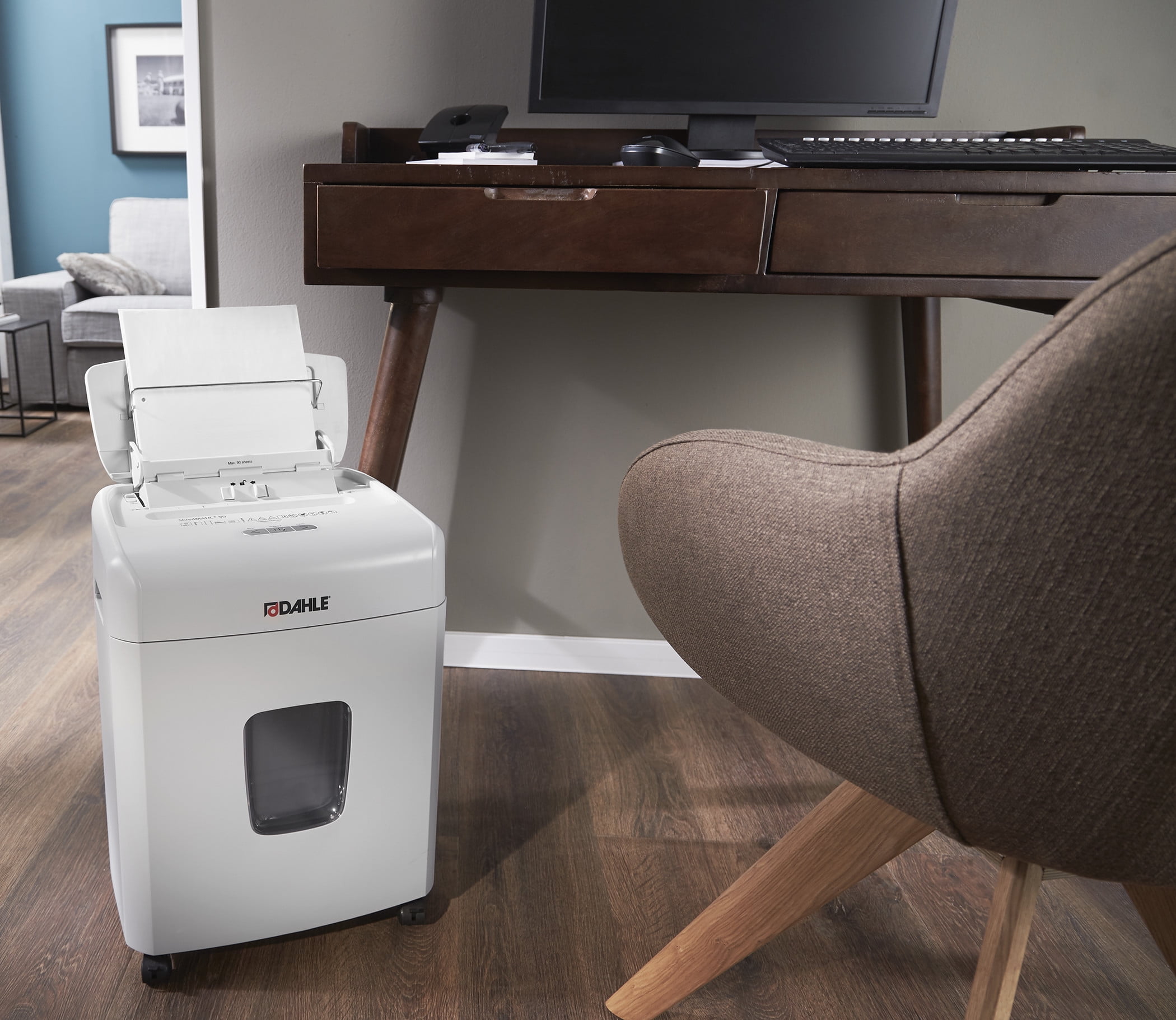 Dahle ShredMATIC SM 90 Auto-Feed Paper Shredder, 90 Sheet Tray, Oil-Free, Jam Protection, Level P-4