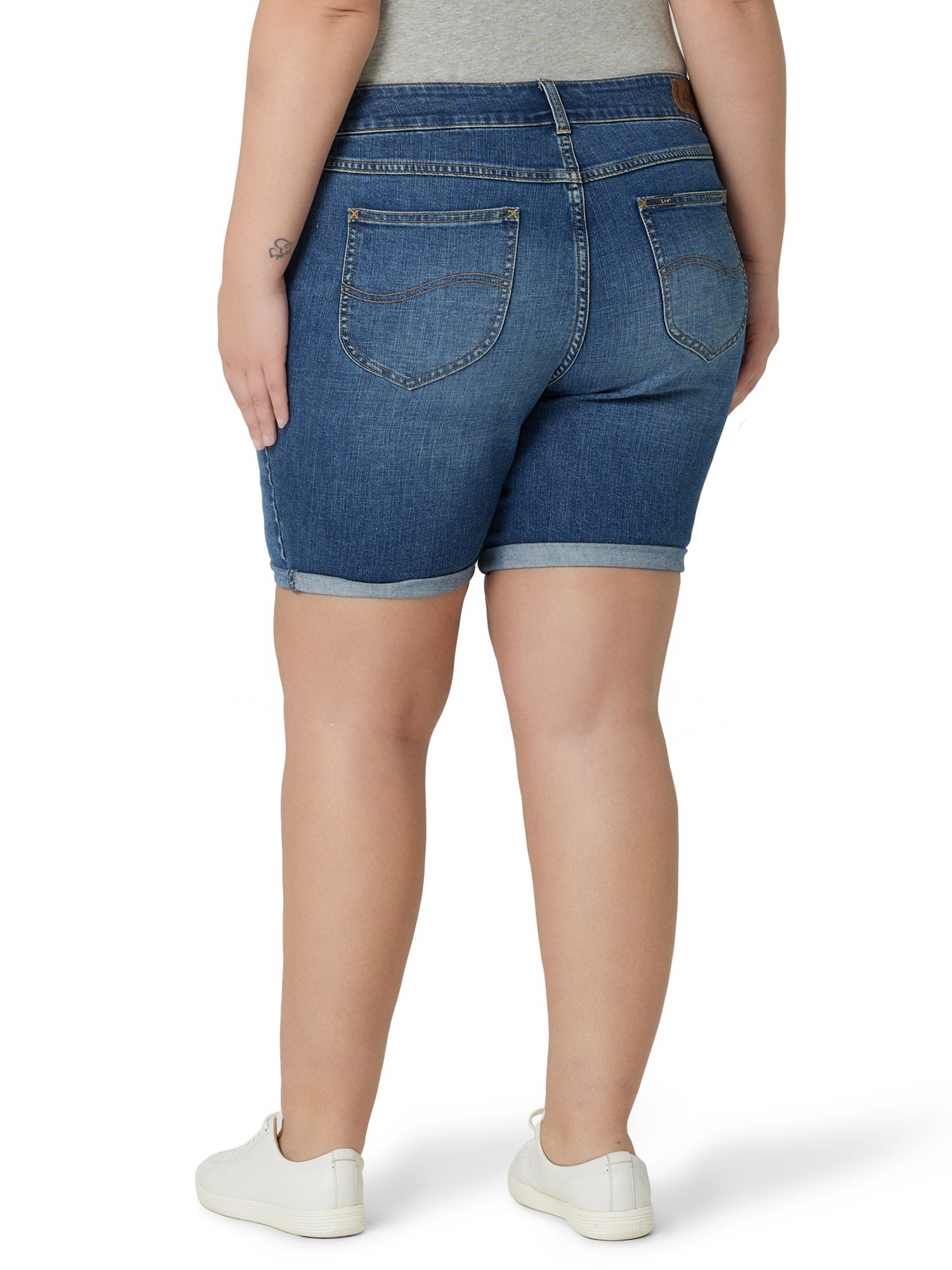 Lee Women's Plus Size Legendary Rolled Bermuda Short