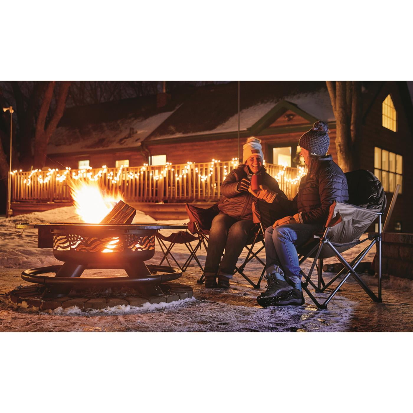 CASTLECREEK 47" Fire Pit with BBQ Grate Flag