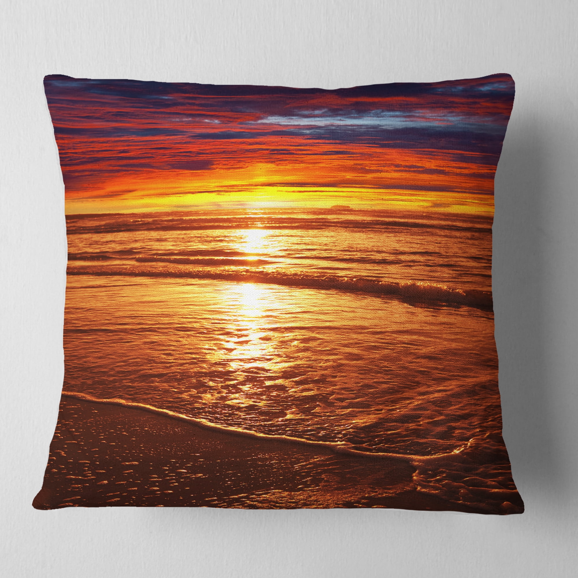 Designart Colorful Sunset Mirrored in Waters - Modern Beach Throw Pillow - 16x16