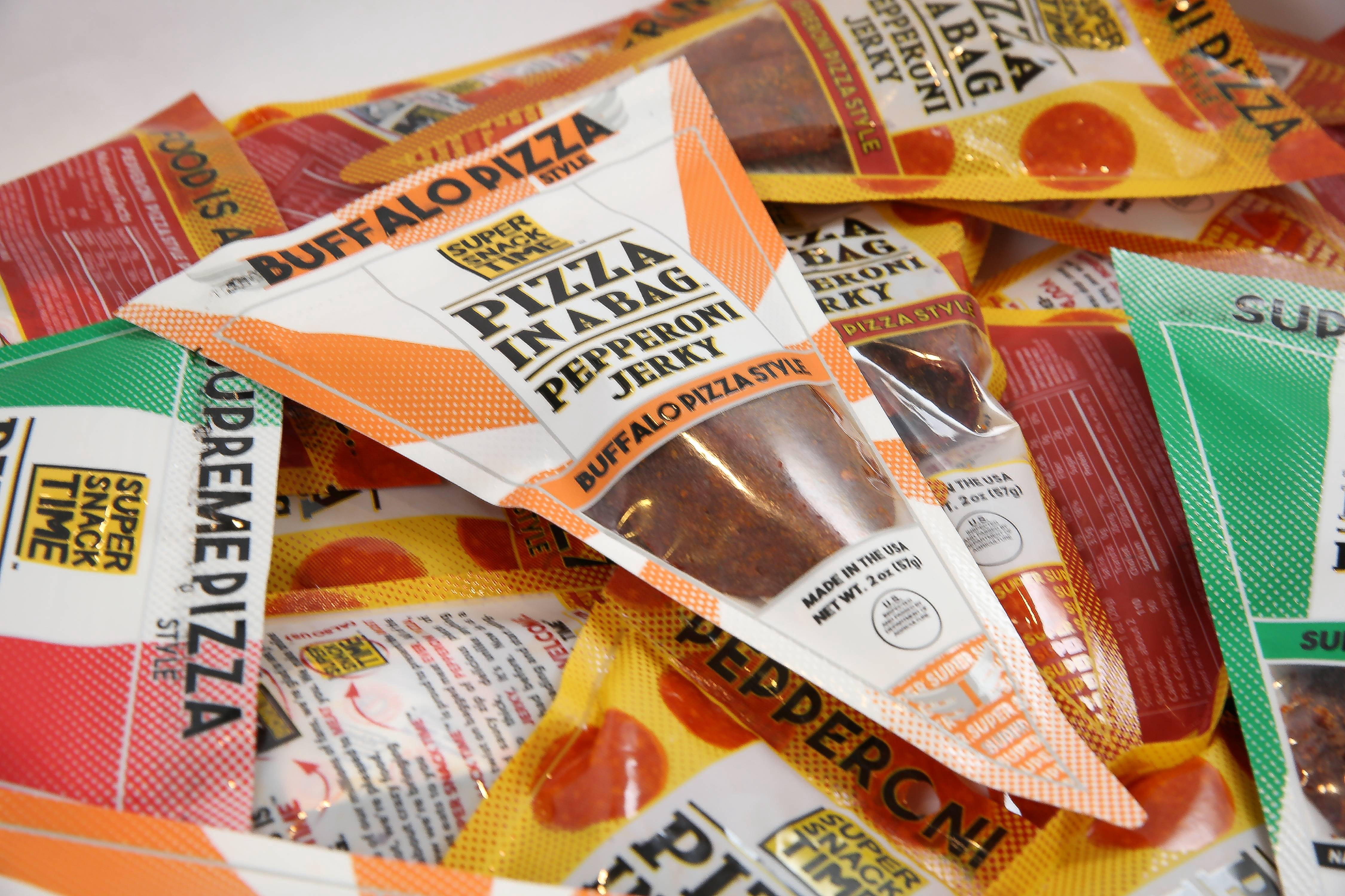 Super Snack Time Pizza In A Bag Buffalo Style Pepperoni Jerky 2 oz
