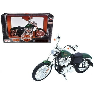  Maisto 1:12 Harley-Davidson Custom - 2013 FLHRC Road King  Classic : Toys & Games