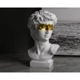thumbnail image 4 of Nuevo diseño de estilo nórdico David con los ojos vendados, escultura dorada para restaurante, sala de estar, resina decorativa Sincero Hogar, 4 of 6