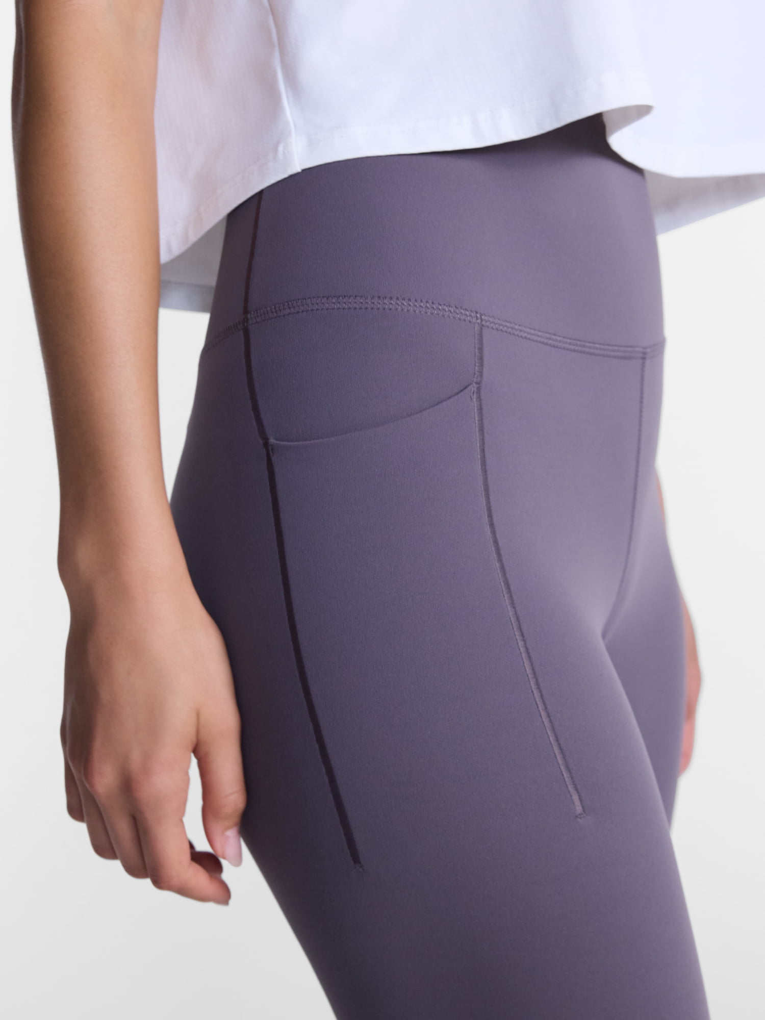 Avia Women's and Women's Plus SoftSculpt High Rise Capri Leggings, Sizes XS-4X