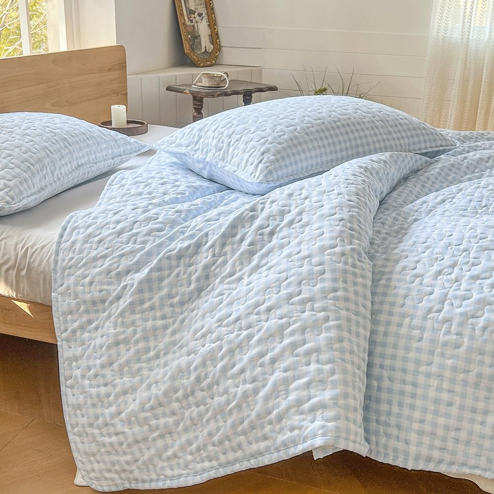 Light Blue Gingham King Quilt Set, Soft Pre-Washed Microfiber Blue Plaid King Bedspread, Lightweight Checked Summer Quilt, Grid Bedding Coverlets for All Seasons (Includes 1 Quilt, 2 Pillow Shams)