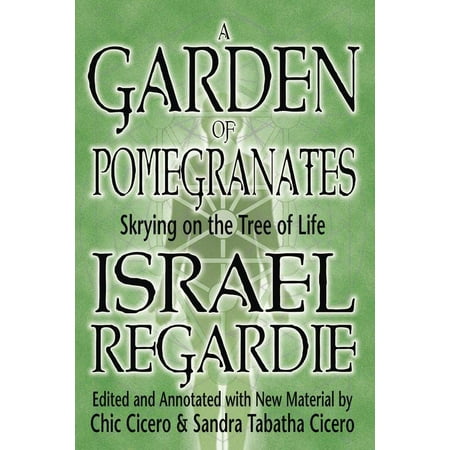 A Garden of Pomegranates (Paperback)