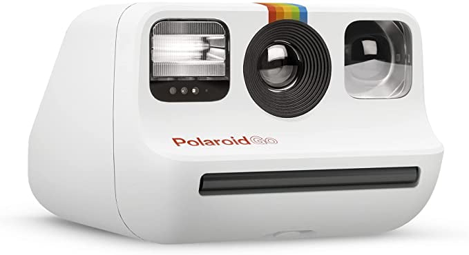 Polaroid Go White Bundle Pack with Black Camera Clip