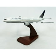 Daron Worldwide Boeing B777-200 Continental 1995 Model Airplane