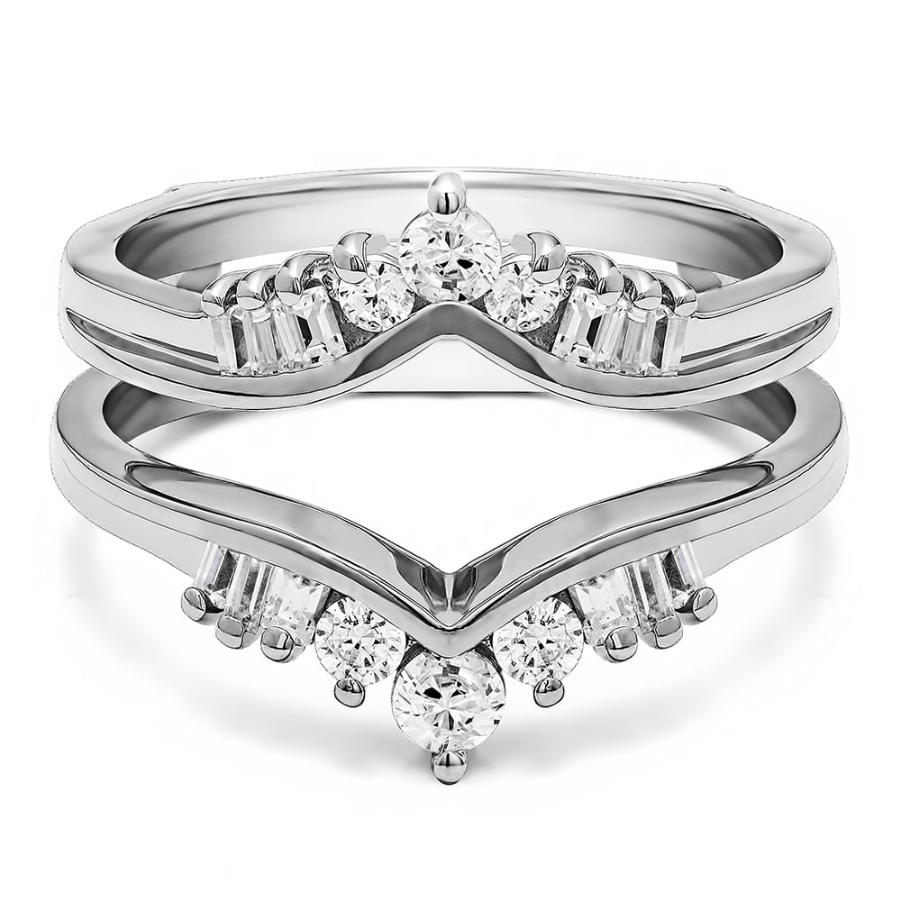 Cubic Zirconia Mounted In Sterling Silver Traditional Style Chevron