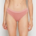 thumbnail image 1 of Culotte String avec Garniture Disparaissante en Vieille Rose, 1 of 5