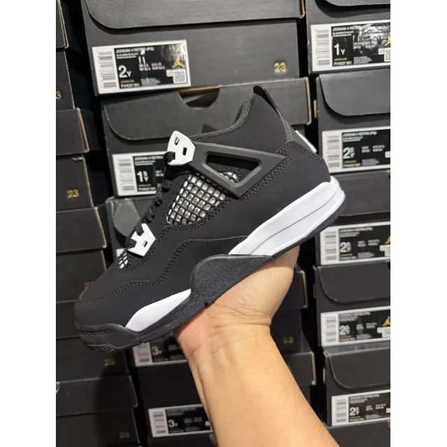 A i r-Jor-dan 4 Retro PreSchool 'White Thunder (FV4537-001) size 11C to 3Y SHIP NOW